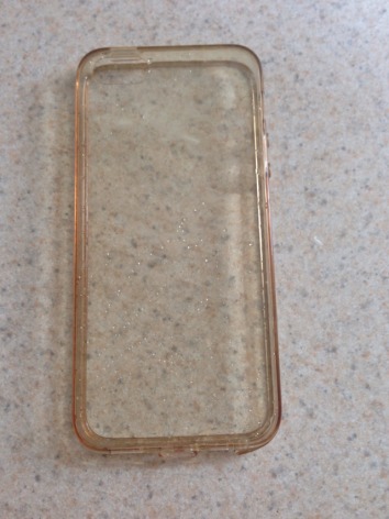 How to make a yellowed plastic iPhone case clear again - 1