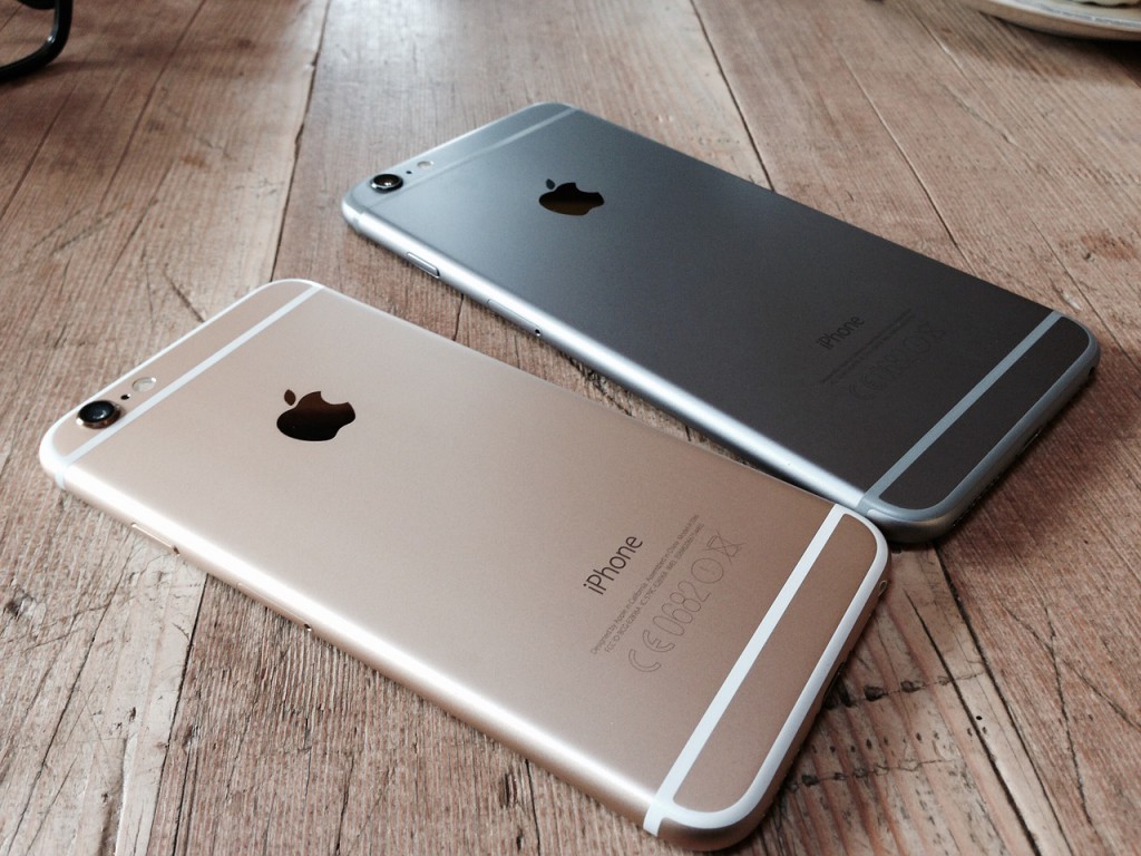 Why do people put their iPhone opposite when they are not using it Read details please - 1