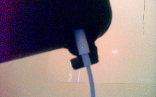 Is it bad to pull out ear-pods by the cord - 1
