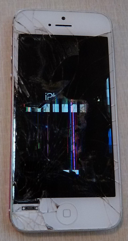 IPhone 5 Screen Replacement - 3