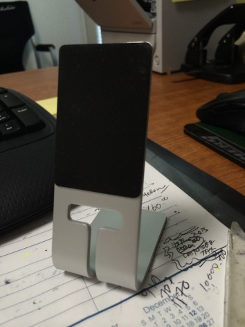 Where can I buy this 2-5 dollar magnetic iphone stand from staples Link please