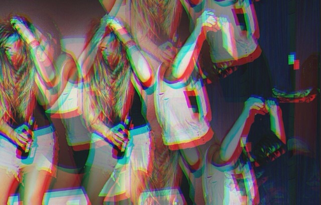 How to make pictures like this I need a iPhone app