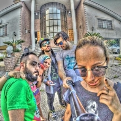 How to edit my picture so it looks like this What app for iphone does have this feature - 1