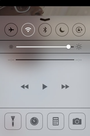 My iPhones speakers won t work