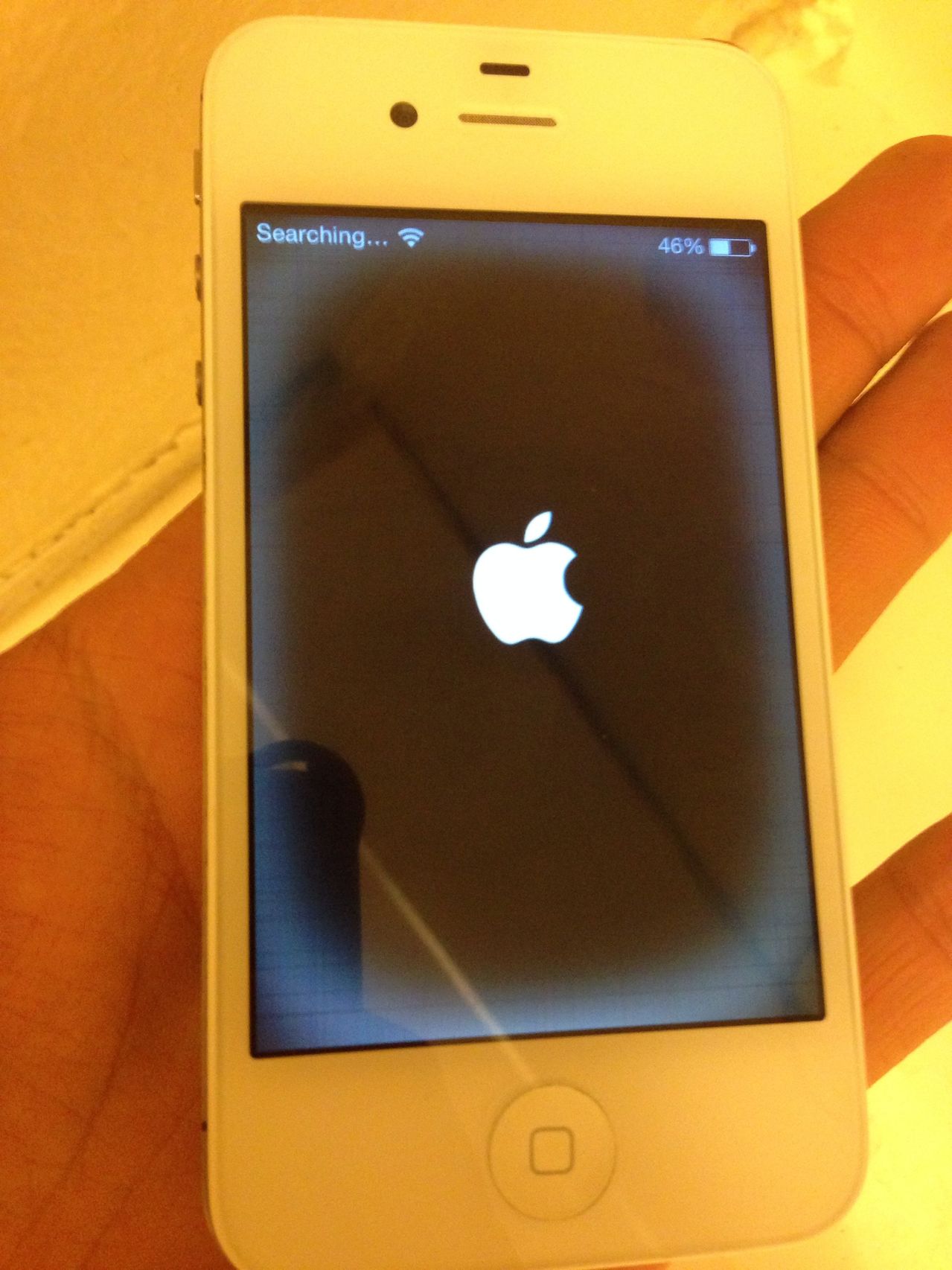 IPhone 4S screen replaced now it s flickering