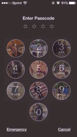 IPhone: how do people put pictures on there lock screen numbers - 1